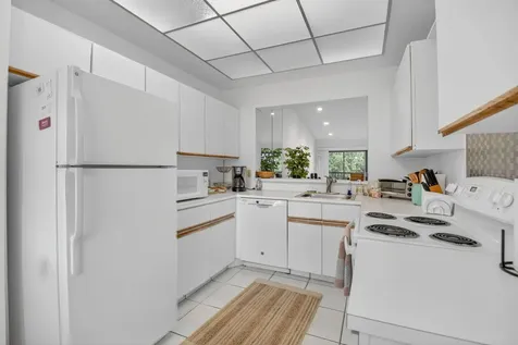 5055 Oak Hill Lane Delray Beach FL 33484