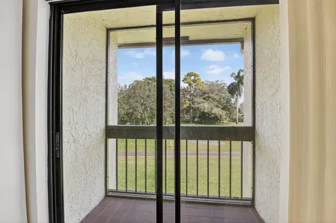 5055 Oak Hill Lane Delray Beach FL 33484