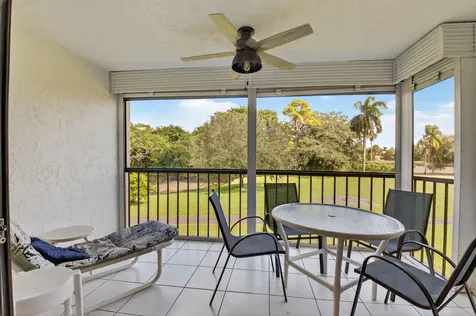 5055 Oak Hill Lane Delray Beach FL 33484