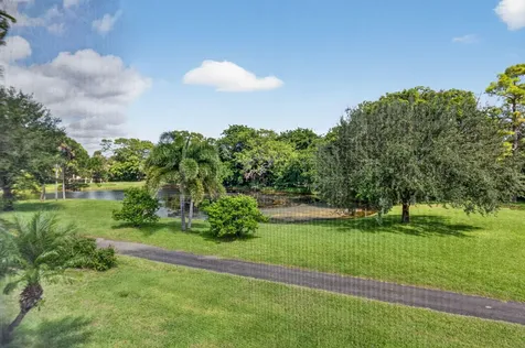 5055 Oak Hill Lane Delray Beach FL 33484