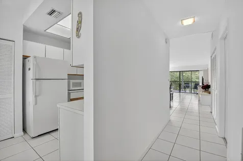 5055 Oak Hill Lane Delray Beach FL 33484