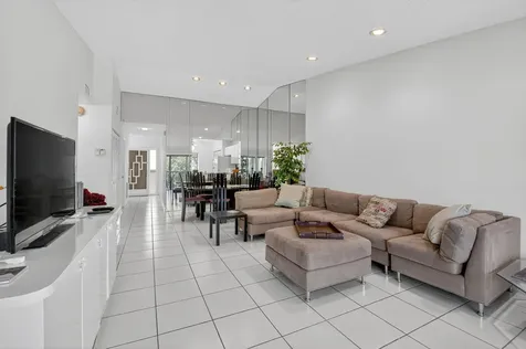 5055 Oak Hill Lane Delray Beach FL 33484