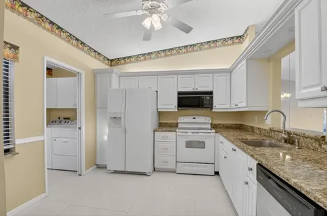 8205 Springview Terrace Boca Raton FL 33496