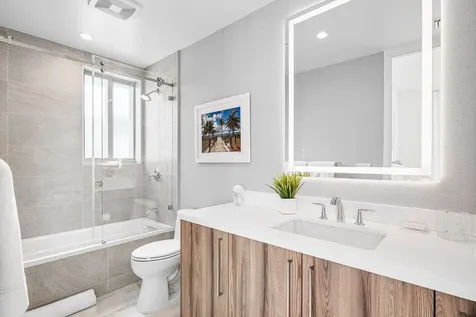 475 E Royal Palm Road Boca Raton FL 33432