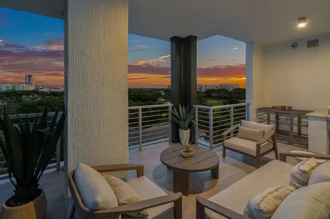 475 E Royal Palm Road Boca Raton FL 33432