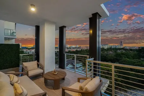 475 E Royal Palm Road Boca Raton FL 33432
