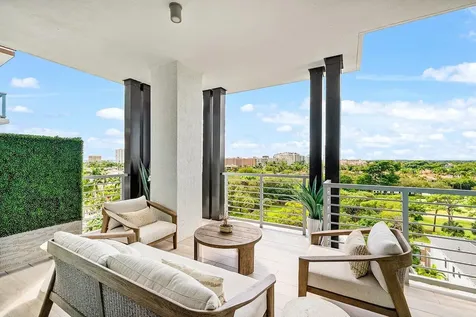 475 E Royal Palm Road Boca Raton FL 33432