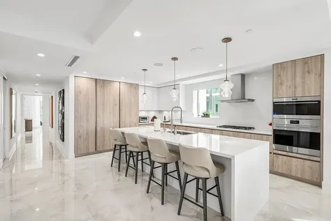 475 E Royal Palm Road Boca Raton FL 33432