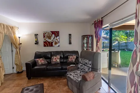 11210 Sw 157th Street Miami FL 33157