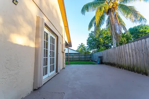 11210 Sw 157th Street Miami FL 33157