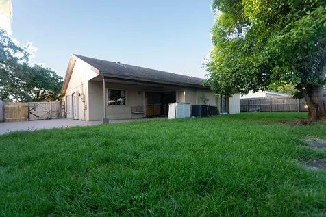 11210 Sw 157th Street Miami FL 33157