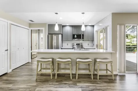 2901 Lakemont Court Palm Beach Gardens FL 33403