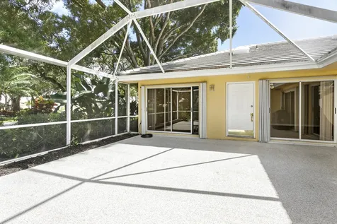 2901 Lakemont Court Palm Beach Gardens FL 33403
