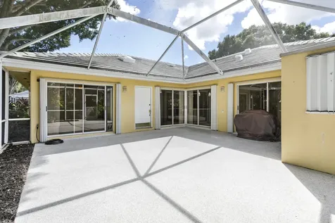 2901 Lakemont Court Palm Beach Gardens FL 33403