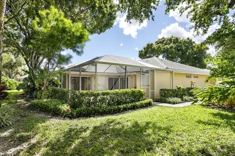 2901 Lakemont Court Palm Beach Gardens FL 33403