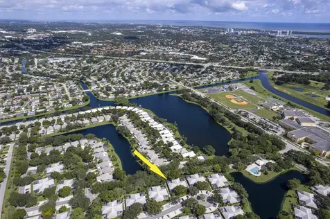 2901 Lakemont Court Palm Beach Gardens FL 33403