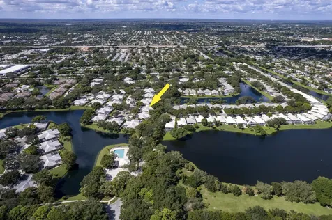 2901 Lakemont Court Palm Beach Gardens FL 33403