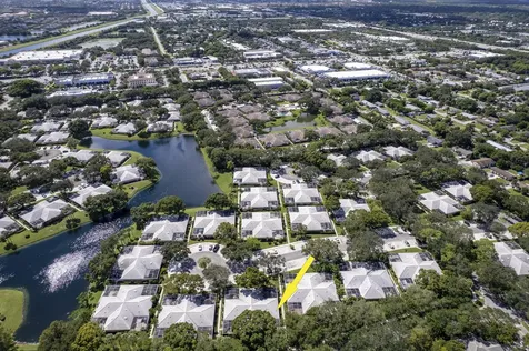 2901 Lakemont Court Palm Beach Gardens FL 33403