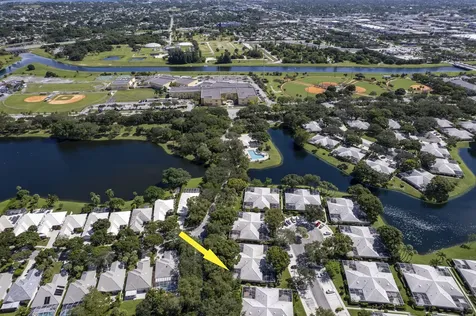 2901 Lakemont Court Palm Beach Gardens FL 33403