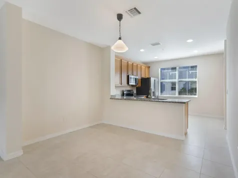 1247 Via De Fossi Boynton Beach FL 33426