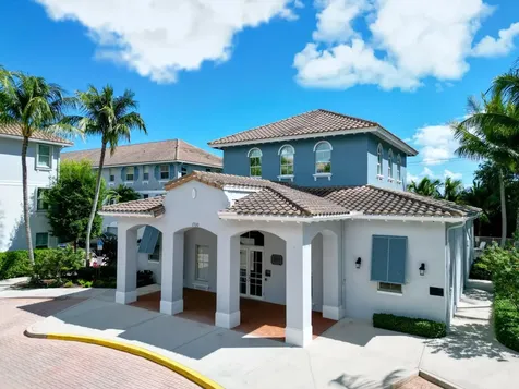 1247 Via De Fossi Boynton Beach FL 33426