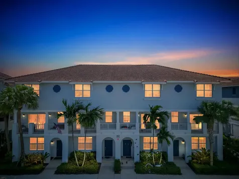 1247 Via De Fossi Boynton Beach FL 33426