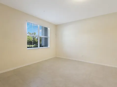 1247 Via De Fossi Boynton Beach FL 33426