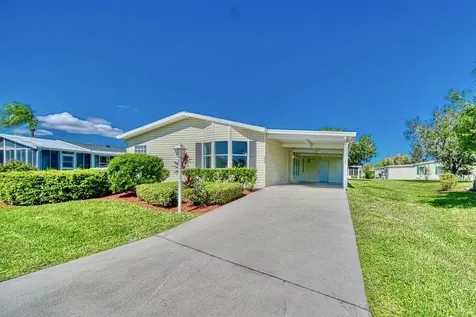 2824 Nine Iron Drive Port Saint Lucie FL 34952