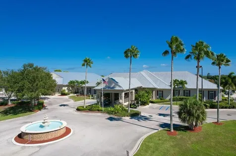 2824 Nine Iron Drive Port Saint Lucie FL 34952
