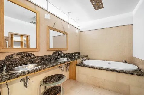3500 Mystic Pointe Drive Aventura FL 33180