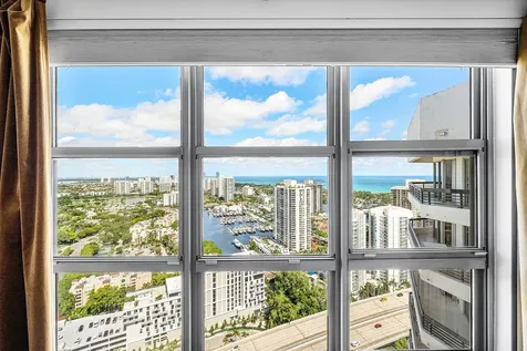 3500 Mystic Pointe Drive Aventura FL 33180