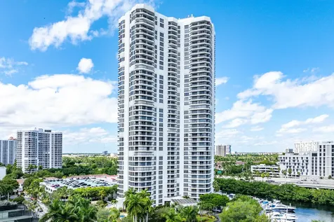 3500 Mystic Pointe Drive Aventura FL 33180
