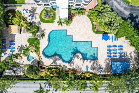 3500 Mystic Pointe Drive Aventura FL 33180