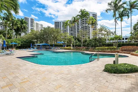 3500 Mystic Pointe Drive Aventura FL 33180