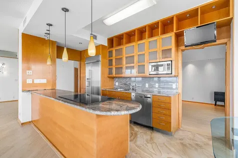 3500 Mystic Pointe Drive Aventura FL 33180