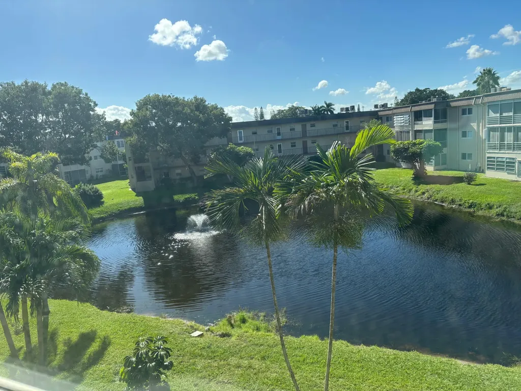 721 Lori Drive Palm Springs FL 33461