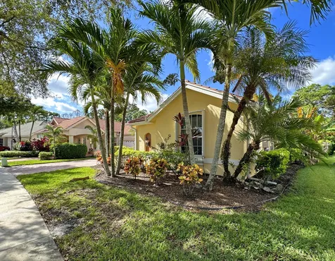 723 Sw Great Exuma Cove Port Saint Lucie FL 34986