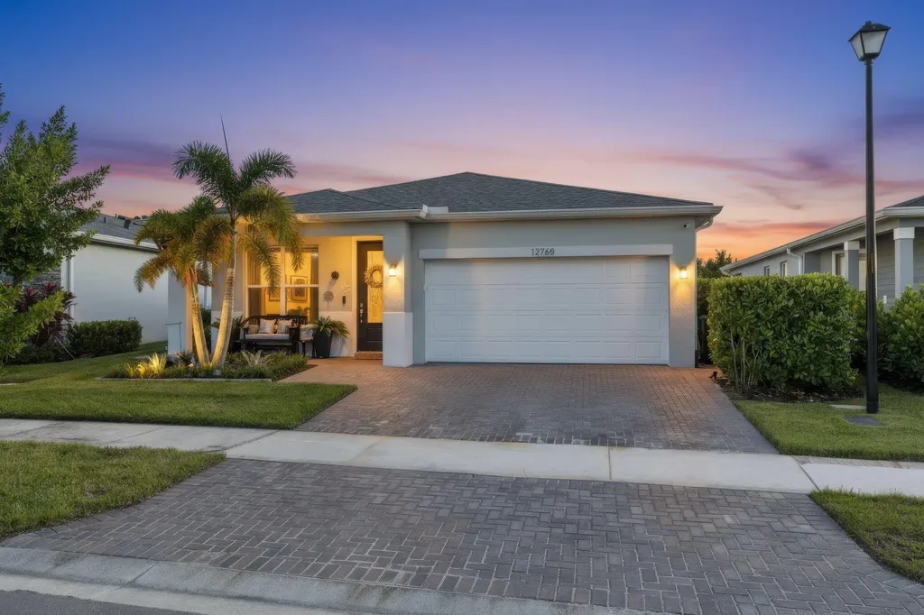 12768 Sw Eleanor Drive Port Saint Lucie FL 34987
