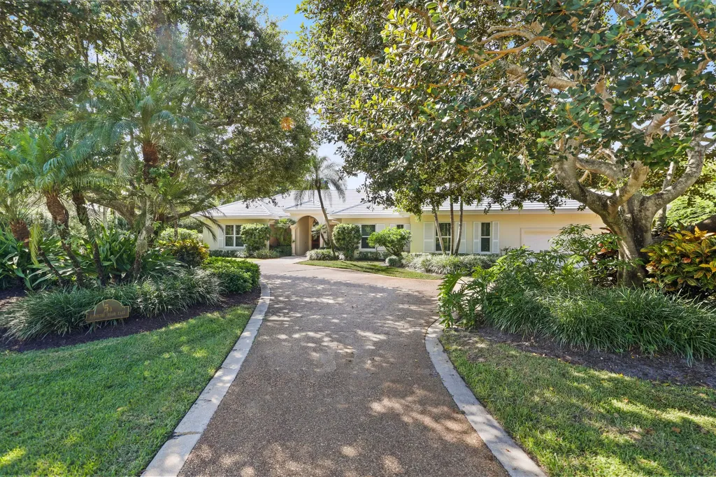 5 Country Road Village of Golf FL 33436