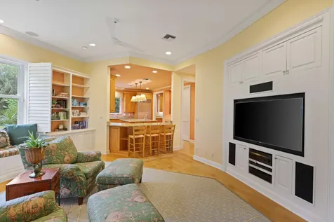 5 Country Road Village of Golf FL 33436