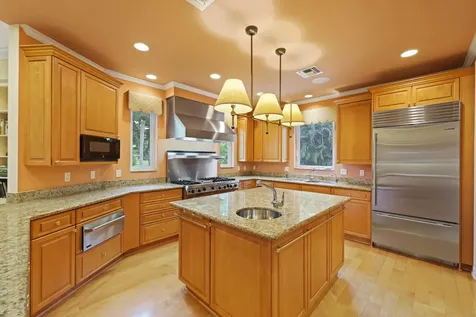 5 Country Road Village of Golf FL 33436