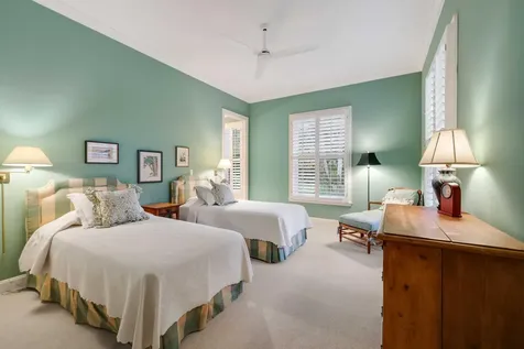 5 Country Road Village of Golf FL 33436