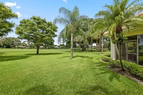 5 Country Road Village of Golf FL 33436