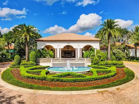 184 Viera Drive Palm Beach Gardens FL 33418