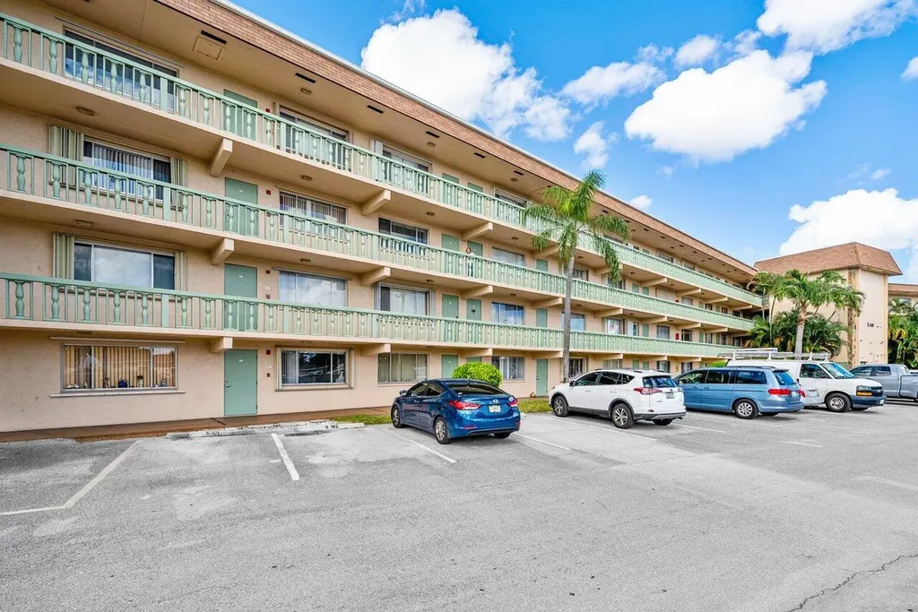 300 Village Green Circle Palm Springs FL 33461