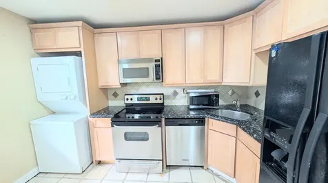 860 Se 6th Avenue Deerfield Beach FL 33441