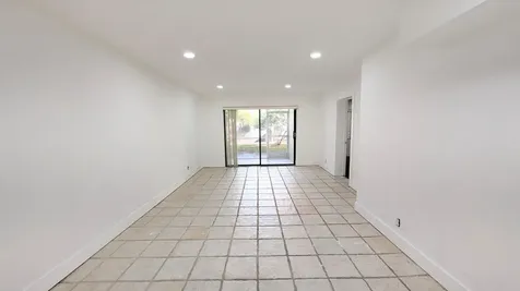 860 Se 6th Avenue Deerfield Beach FL 33441