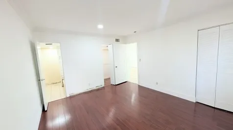 860 Se 6th Avenue Deerfield Beach FL 33441