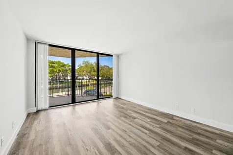 799 Jeffery Street Boca Raton FL 33487