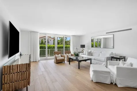 100 Worth Avenue Palm Beach FL 33480